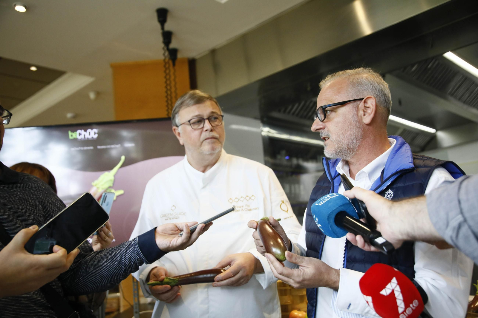 Las imágenes de una nueva variedad de berenjena en Almería