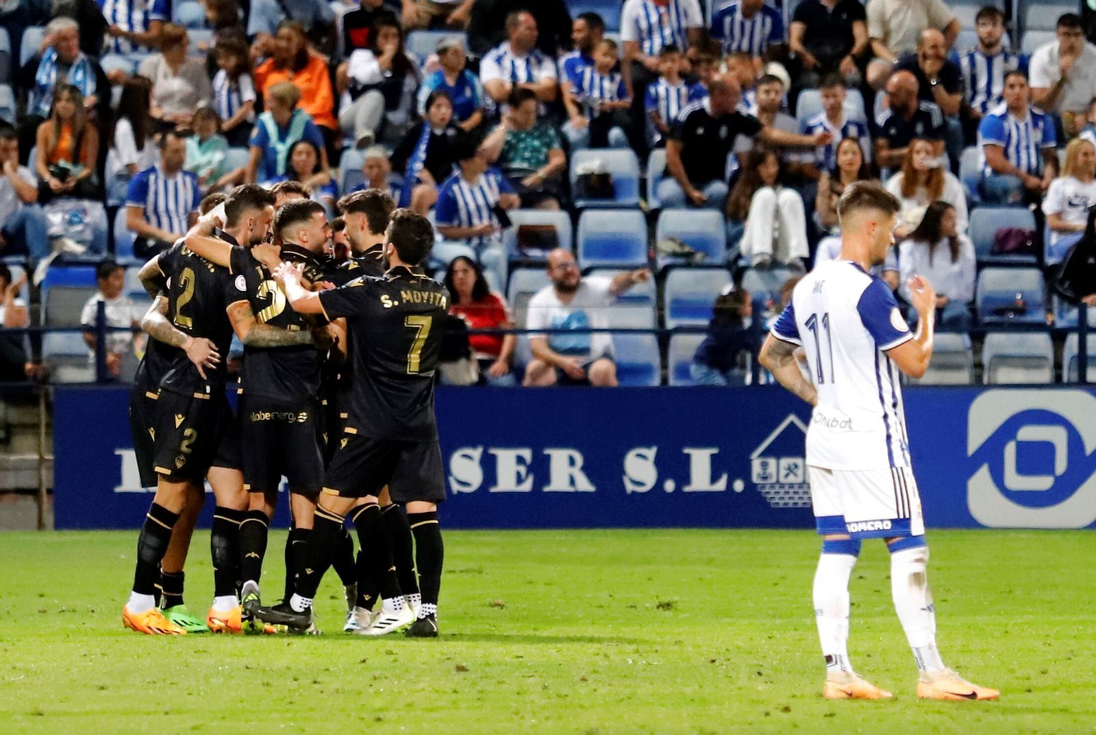 Los jugadores del Castellón celebran uno de los goles en el Nuevo Colombino.