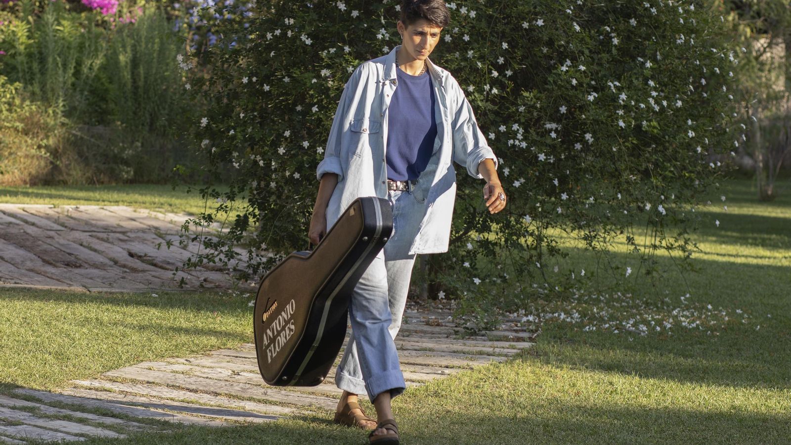Alba Flores, en el documental sobre su padre ‘Flores para Antonio’.