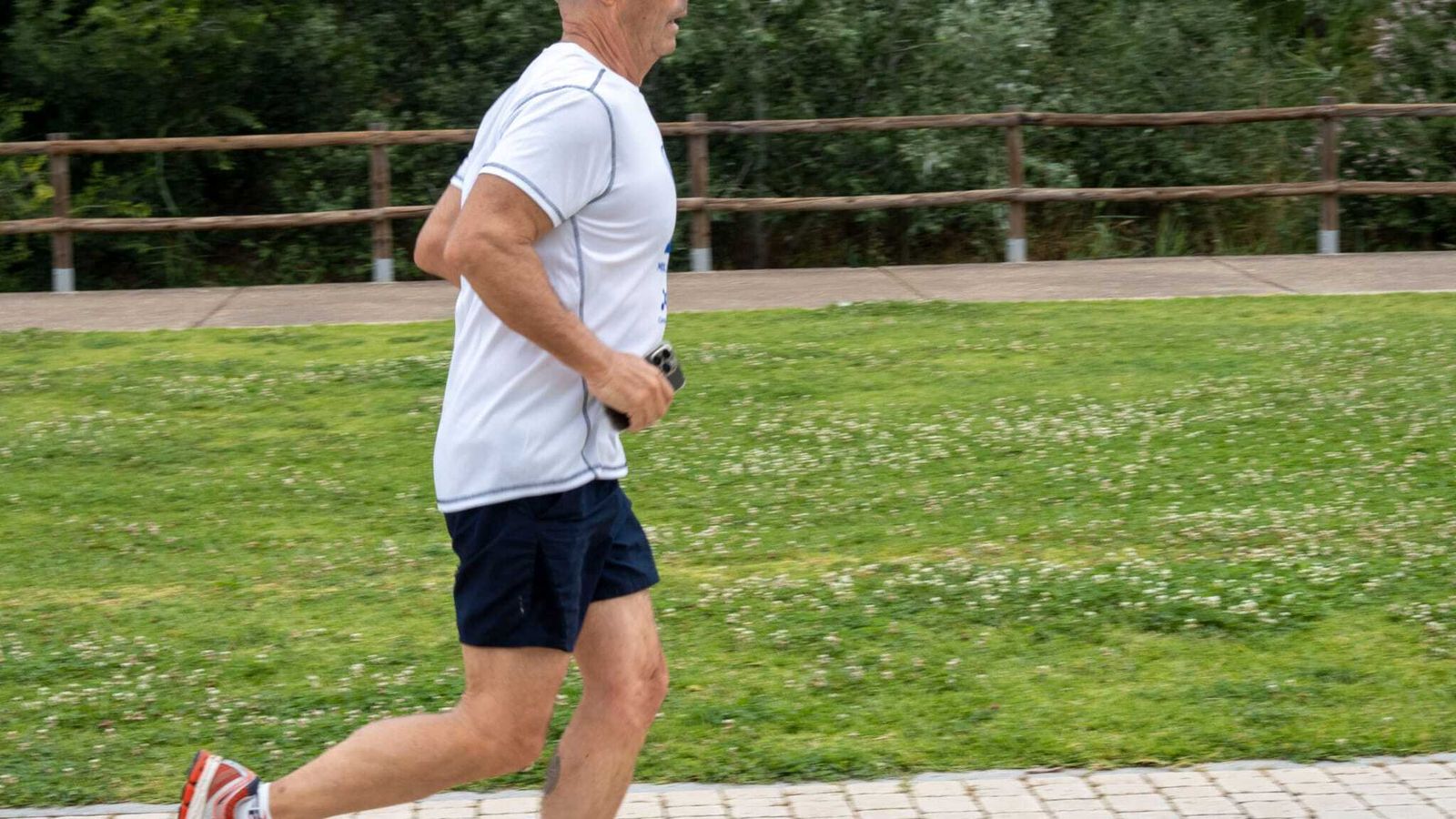 Antonio Hurtado corriendo por Córdoba.