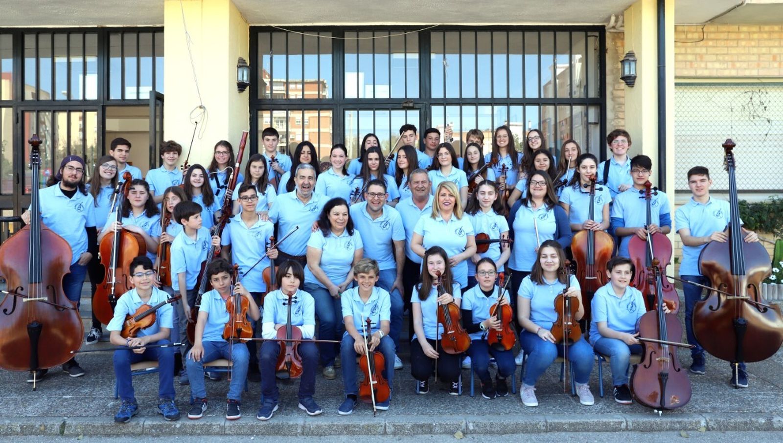 Una imagen de la visita de la alcaldesa, Mamen Sánchez, a la Joven Camerata.