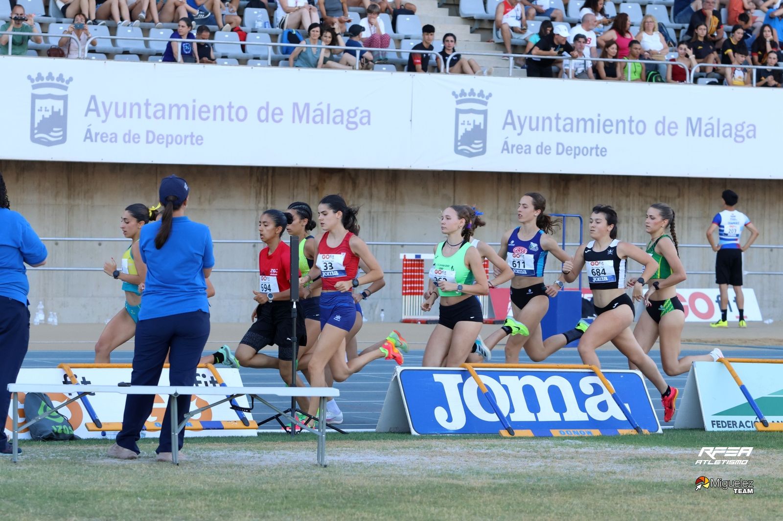 Alejandro Nuñez y el 4x100 del Nerja, campeones de España sub 18 en Málaga
