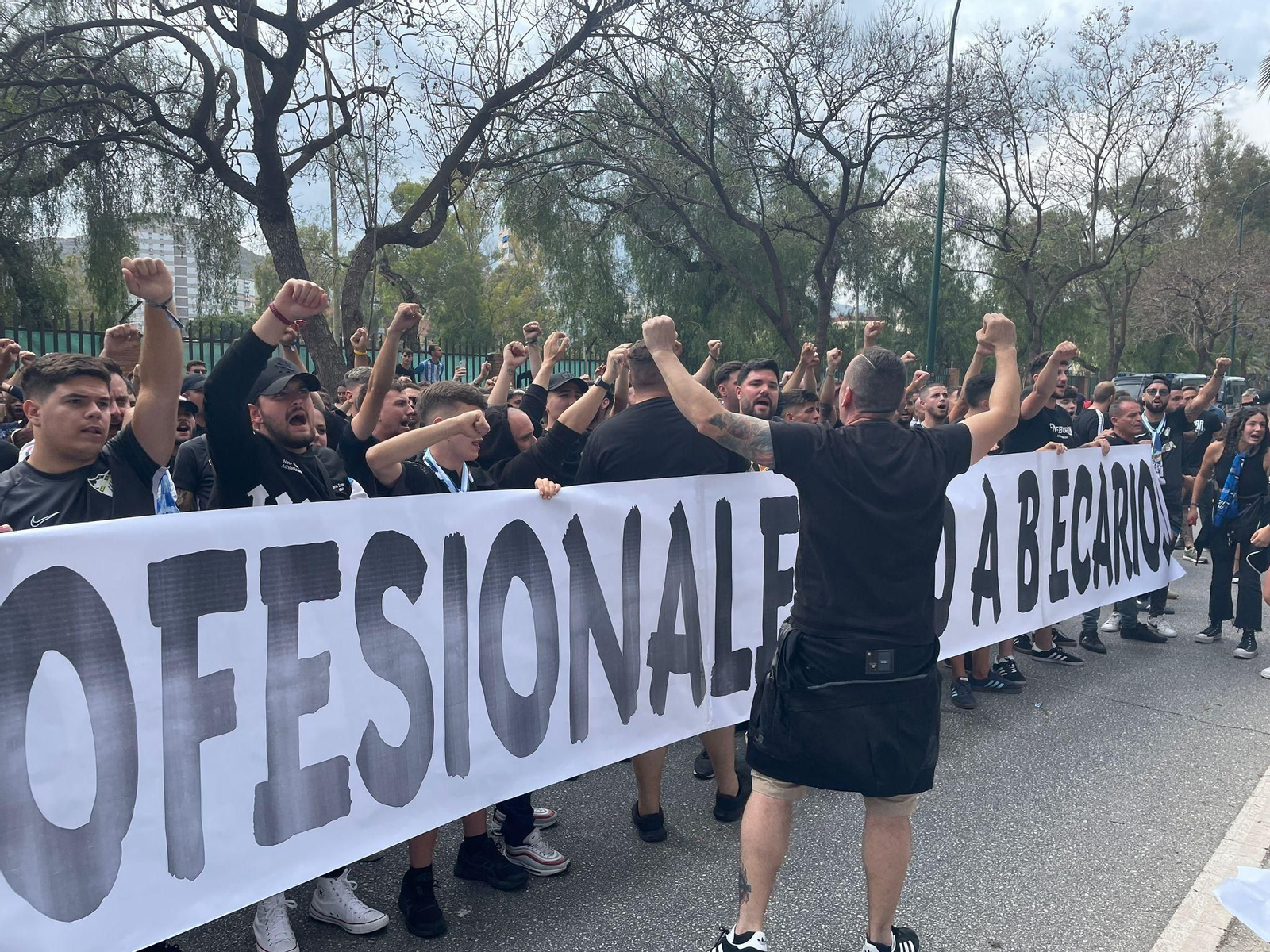 Durísimas críticas de la afición del Málaga CF en la protesta