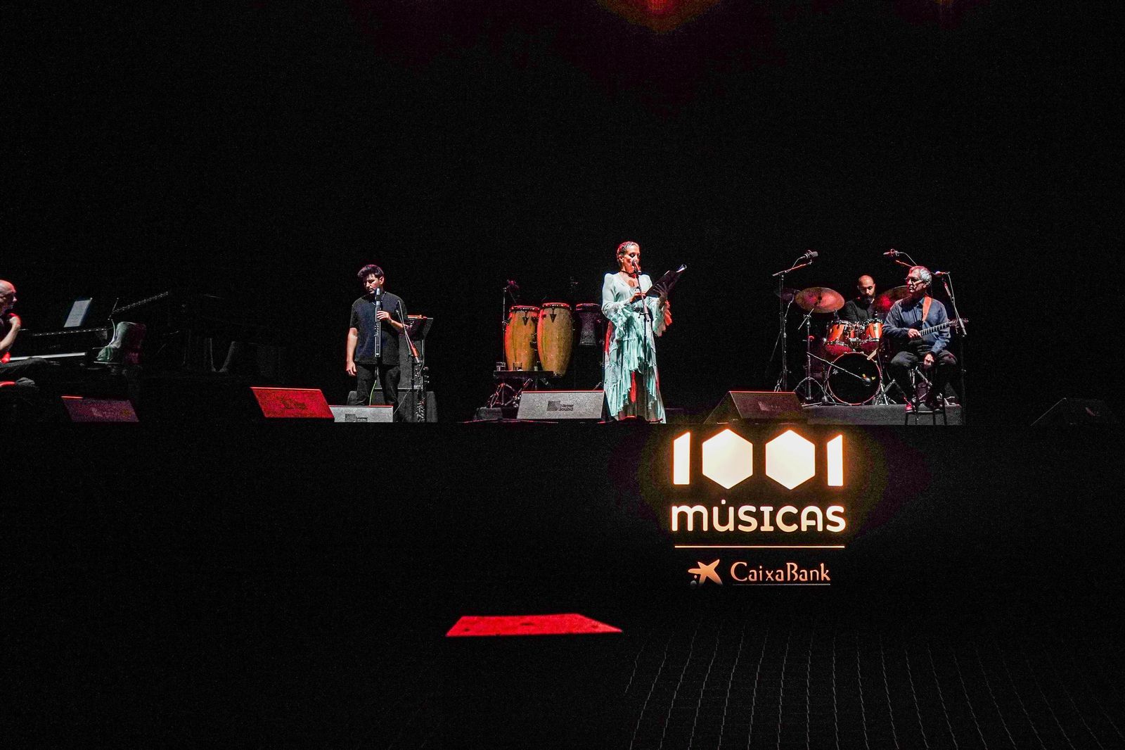 La estrella Noa ilumina el Generalife de Granada en 1001 Músicas: las imágenes