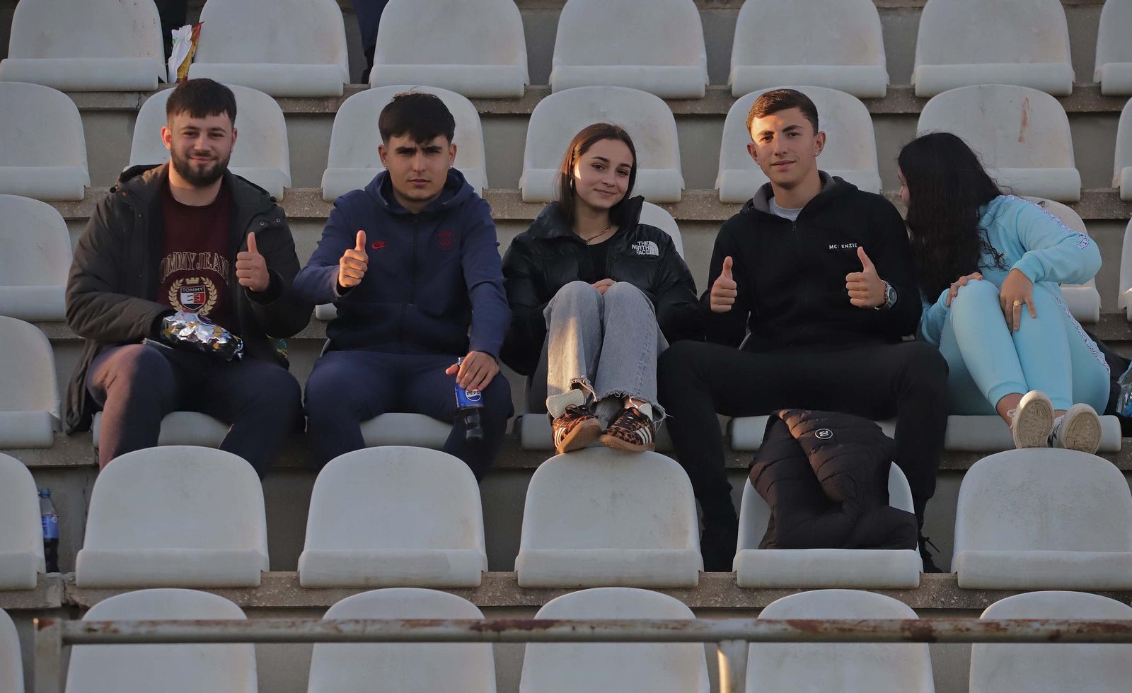 Búscate en el Nuevo Mirador durante el Algeciras - Sanluqueño de Primera Federación
