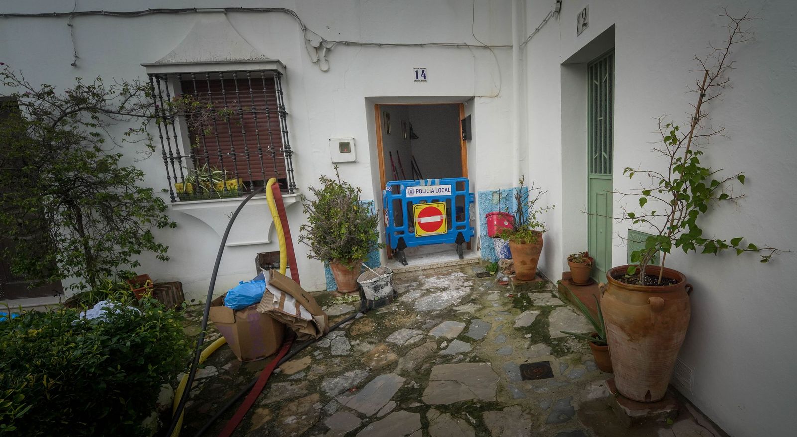 Imágenes de los torrentes de agua por las calles de Ubrique