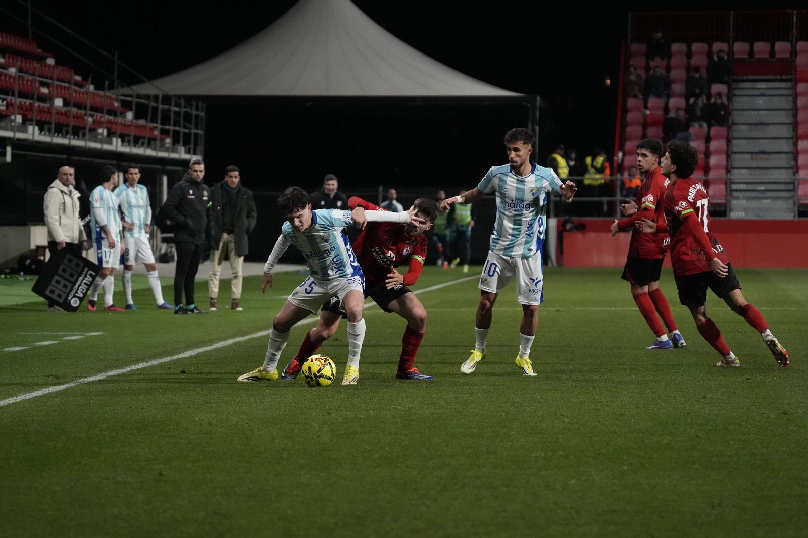El Mirandés-Málaga CF, en fotos