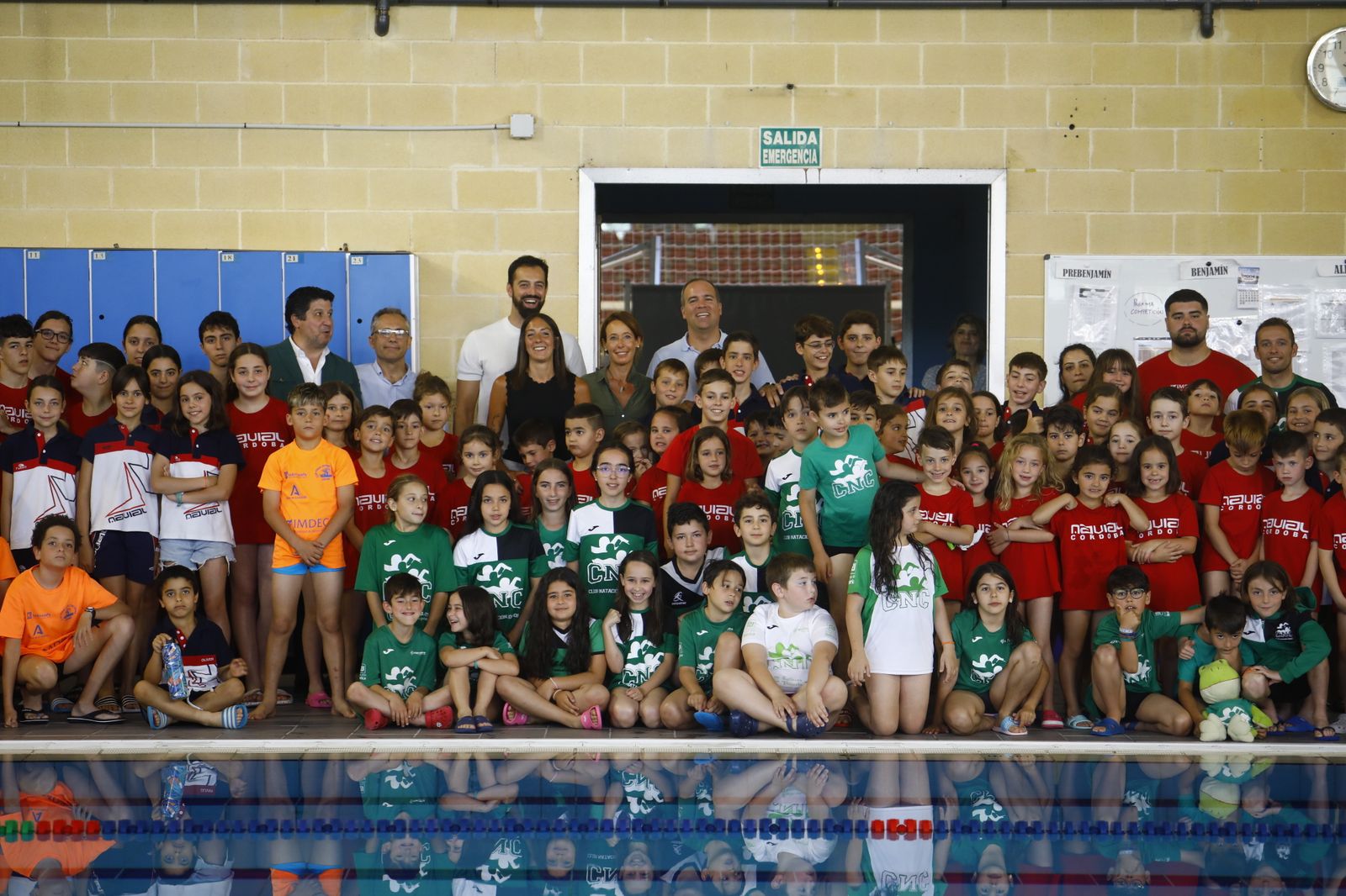 El homenaje de Córdoba a los nadadores Rafa Muñoz y Belén Domenech, en imágenes