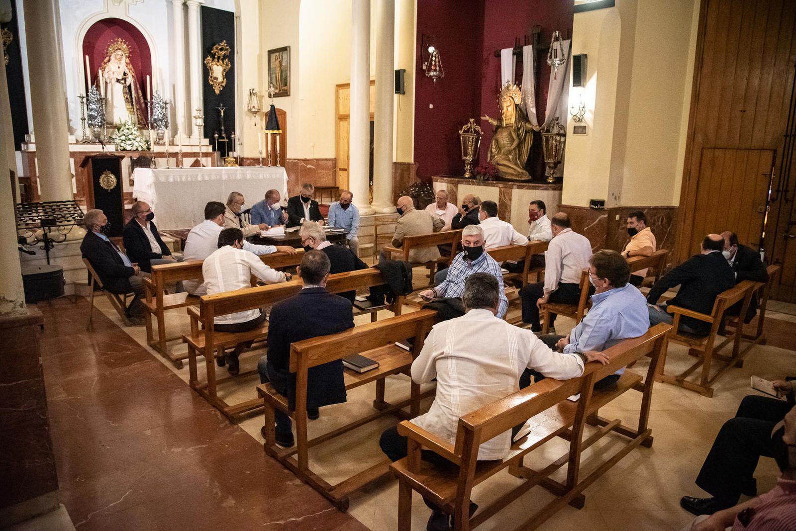 Un momento del Pleno de Hermanos Mayores.