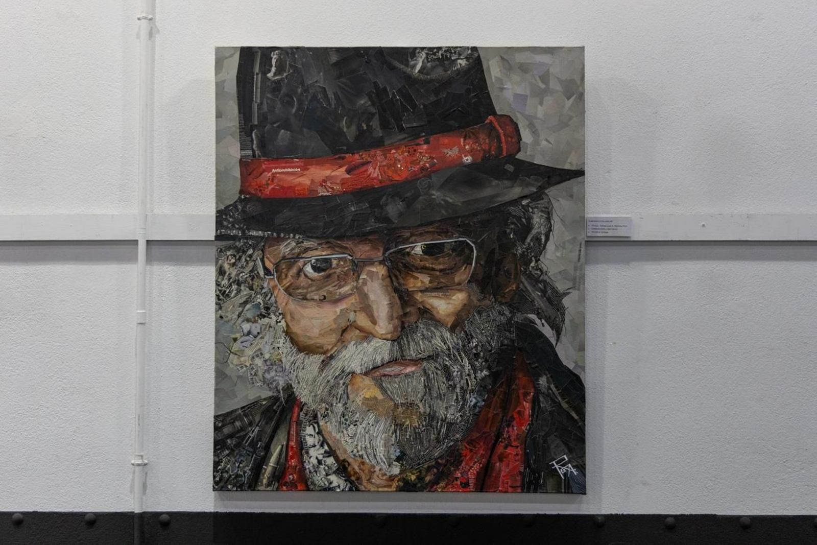 Los personajes más conocidos del "Jaén cultureta" se retratan en los collages de 'Miradas'