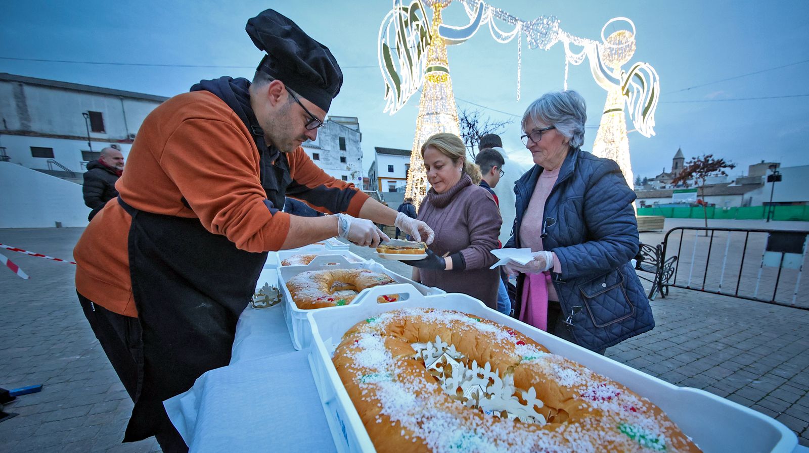 El roscón solidario de Santa Marta en Jerez