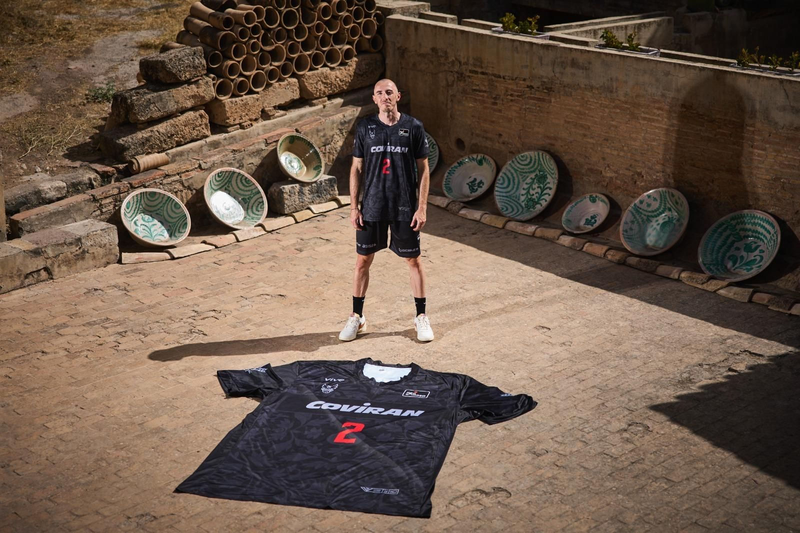 Camiseta principal de juego la campaña venidera del Covirán Granada