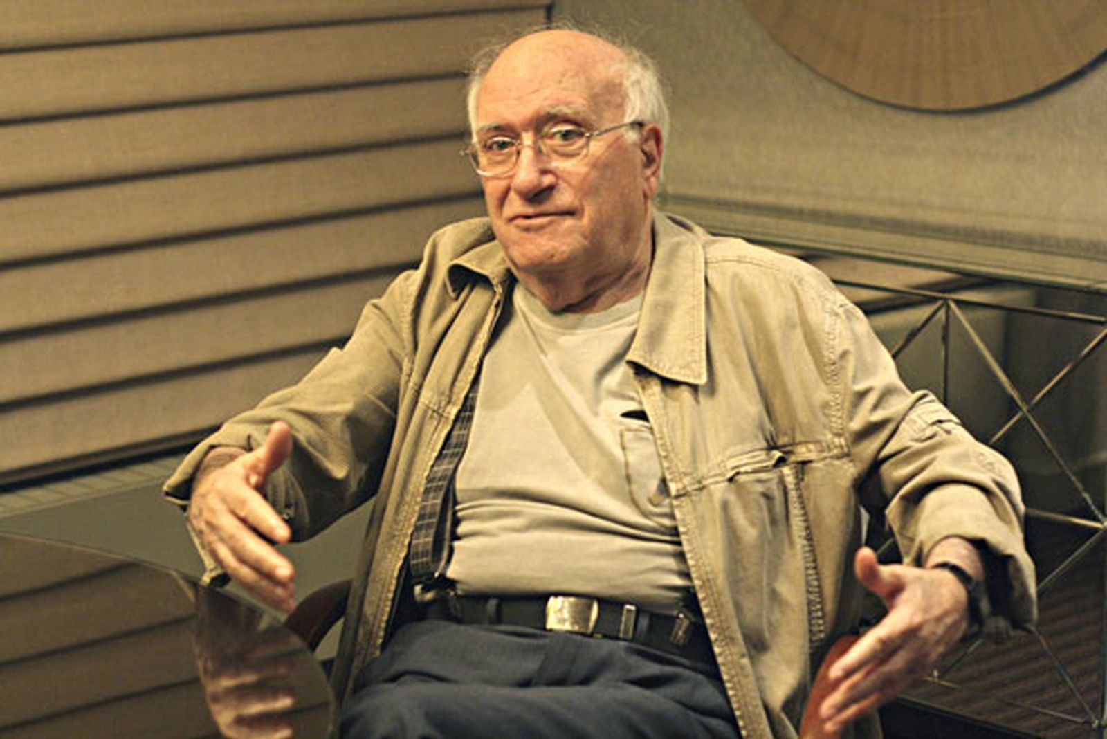 Luto por Vicente Aranda, referente del cine negro y los 80