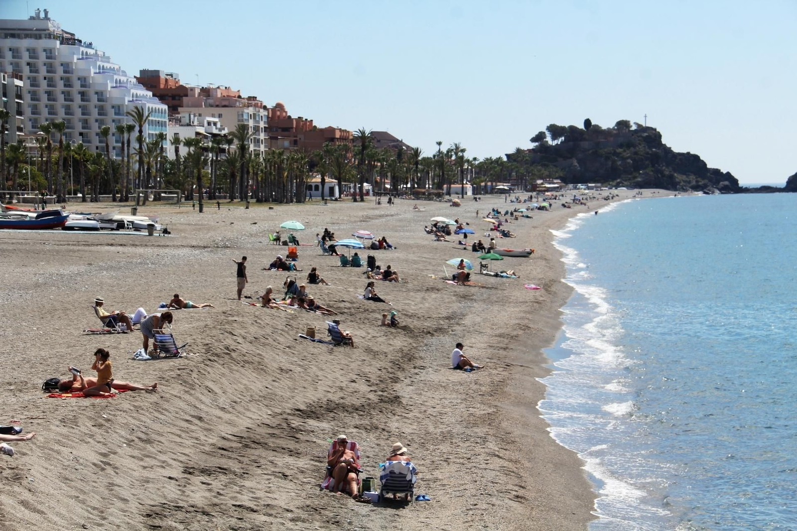 Ambiente en la playa de San Cristóbal en la jornada del martes