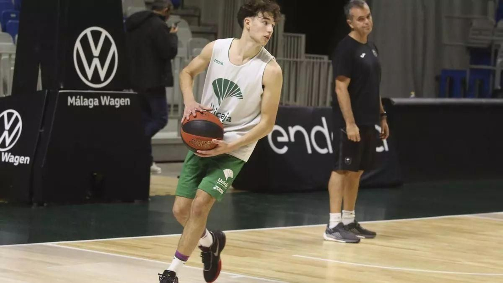 Hugo Vázquez, en un entrenamiento con el primer equipo. Hugo Vázquez, en un entrenamiento con el primer equipo.