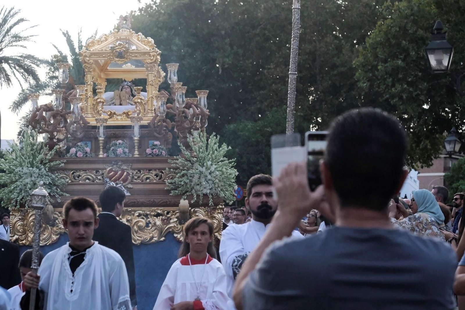 La procesión de la Virgen de Acá en Córdoba, en imágenes