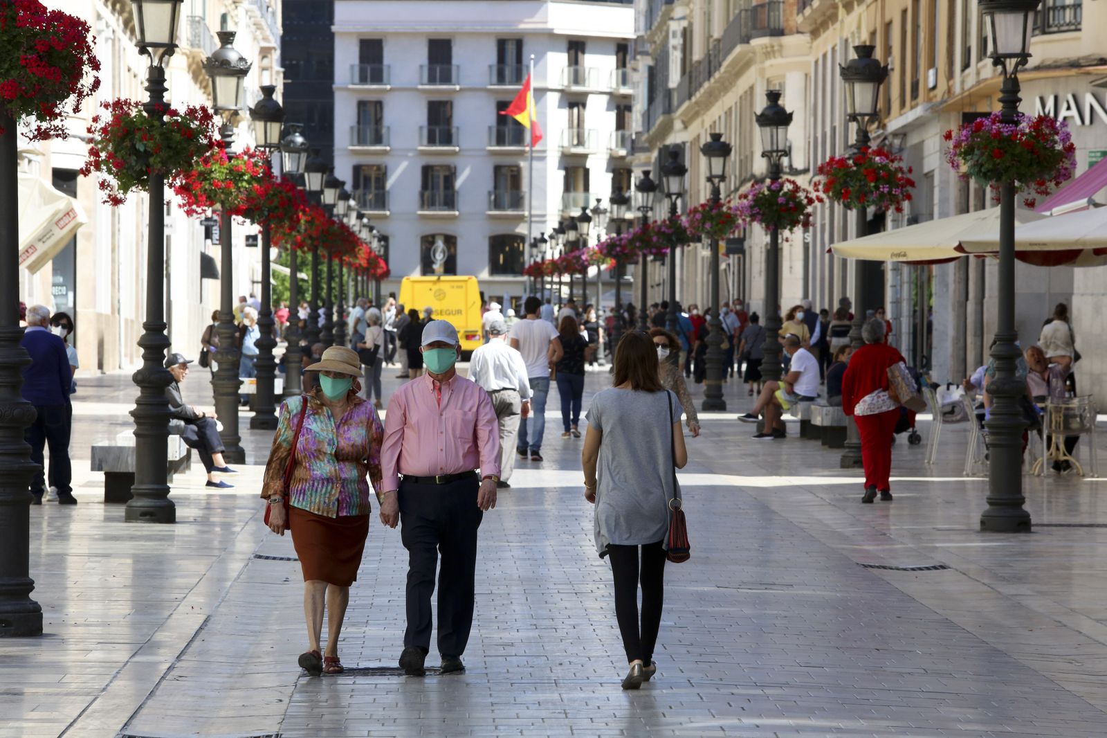 Las fotos del centro de Málaga, de vuelta a la vida con la desescalada