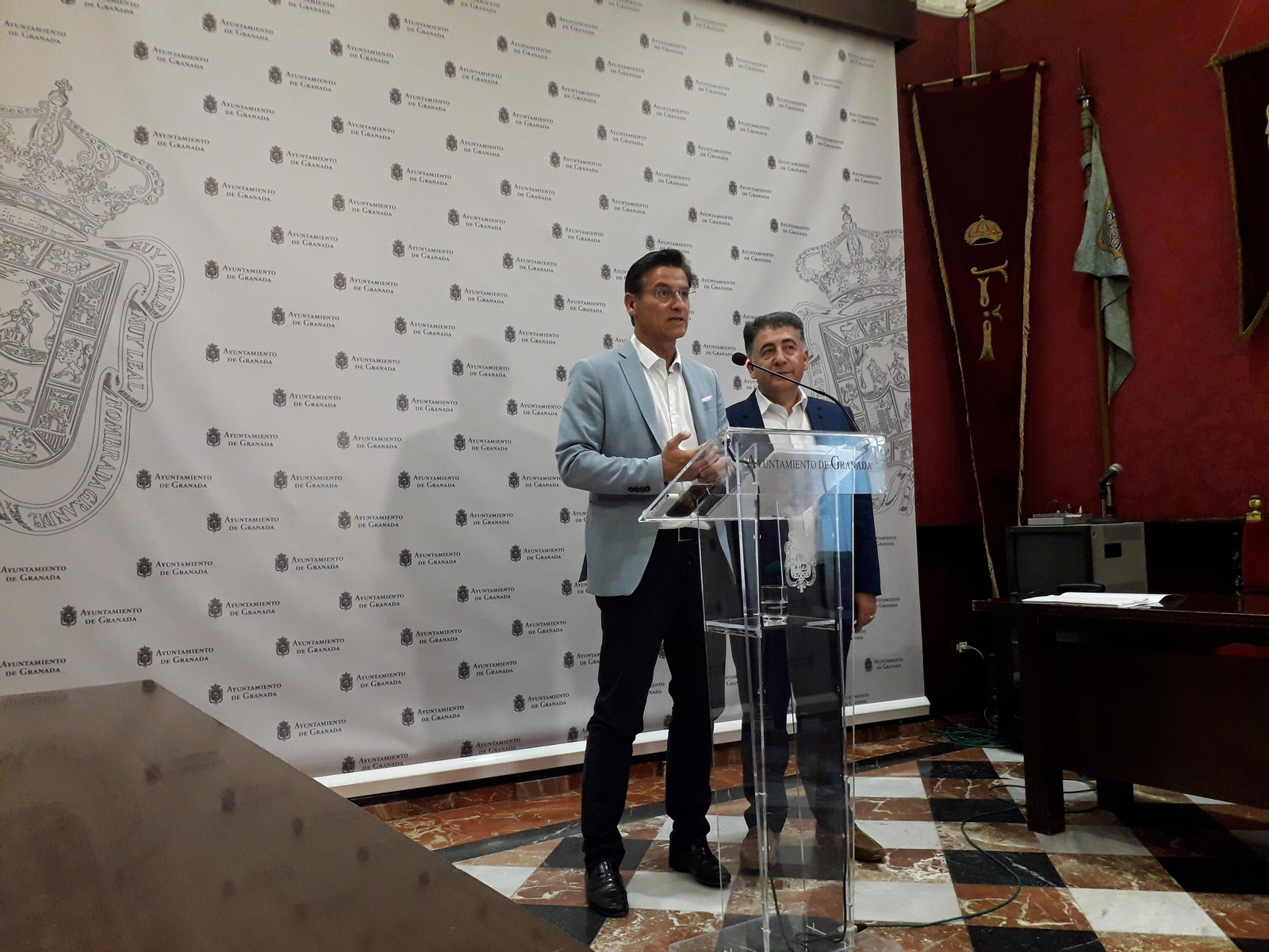 El alcalde iniciará contactos con Endesa para buscar soluciones a los cortes de luz