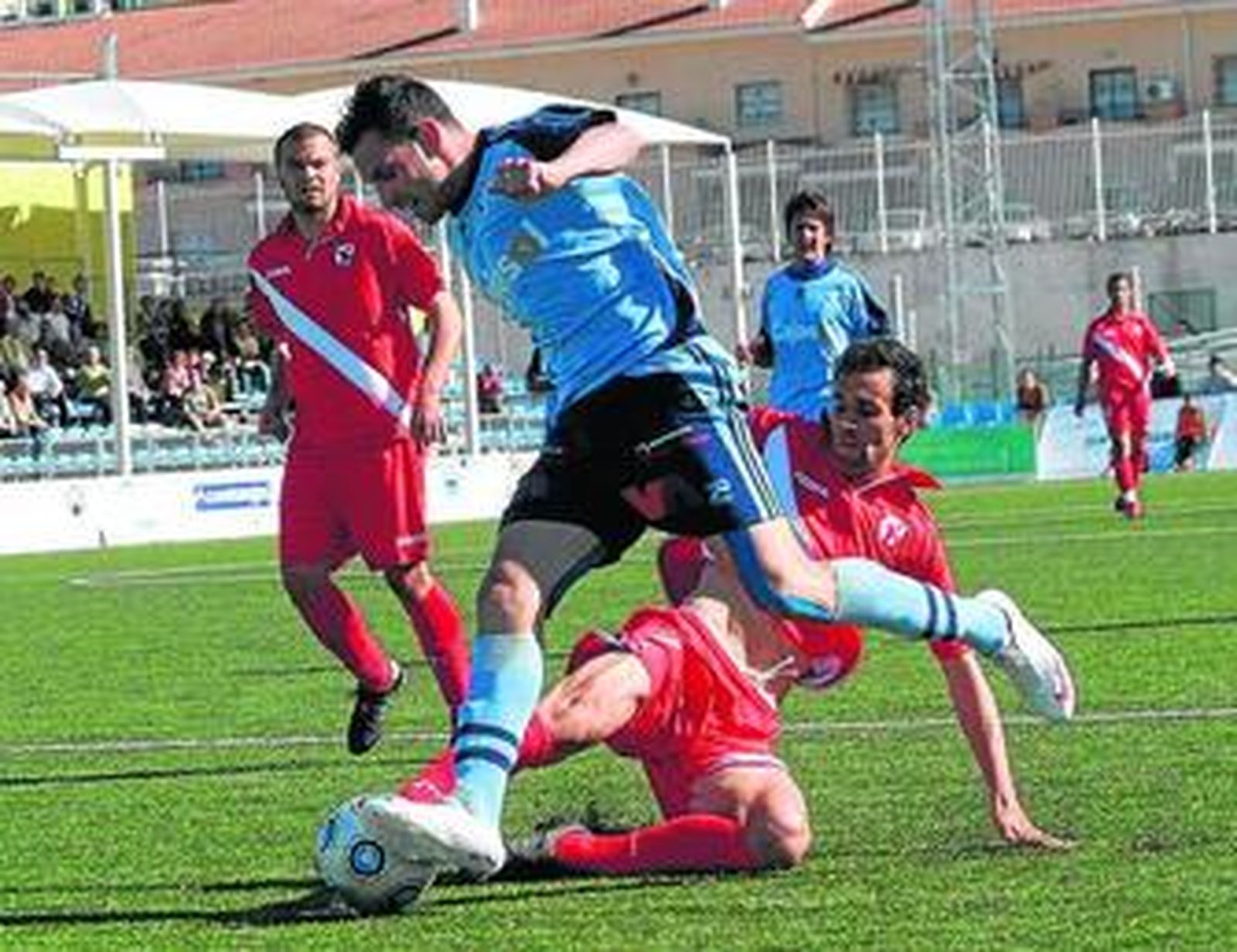 El Lucena es muy poderoso en su propio estadio.