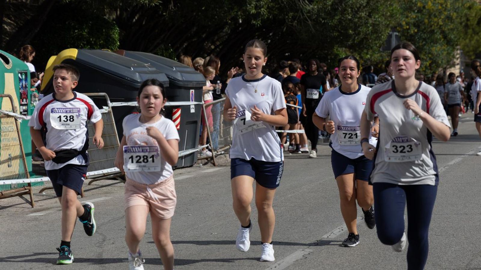 La carrera escolar de “La Gloria” que aúna inclusión y solidaridad, en imágenes