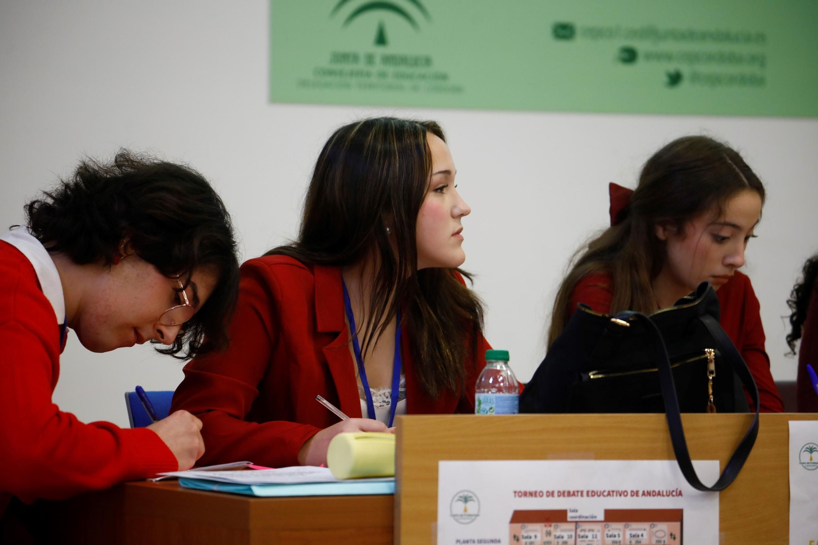 Comienza el torneo provincial de debate estudiantil en Córdoba, en imágenes