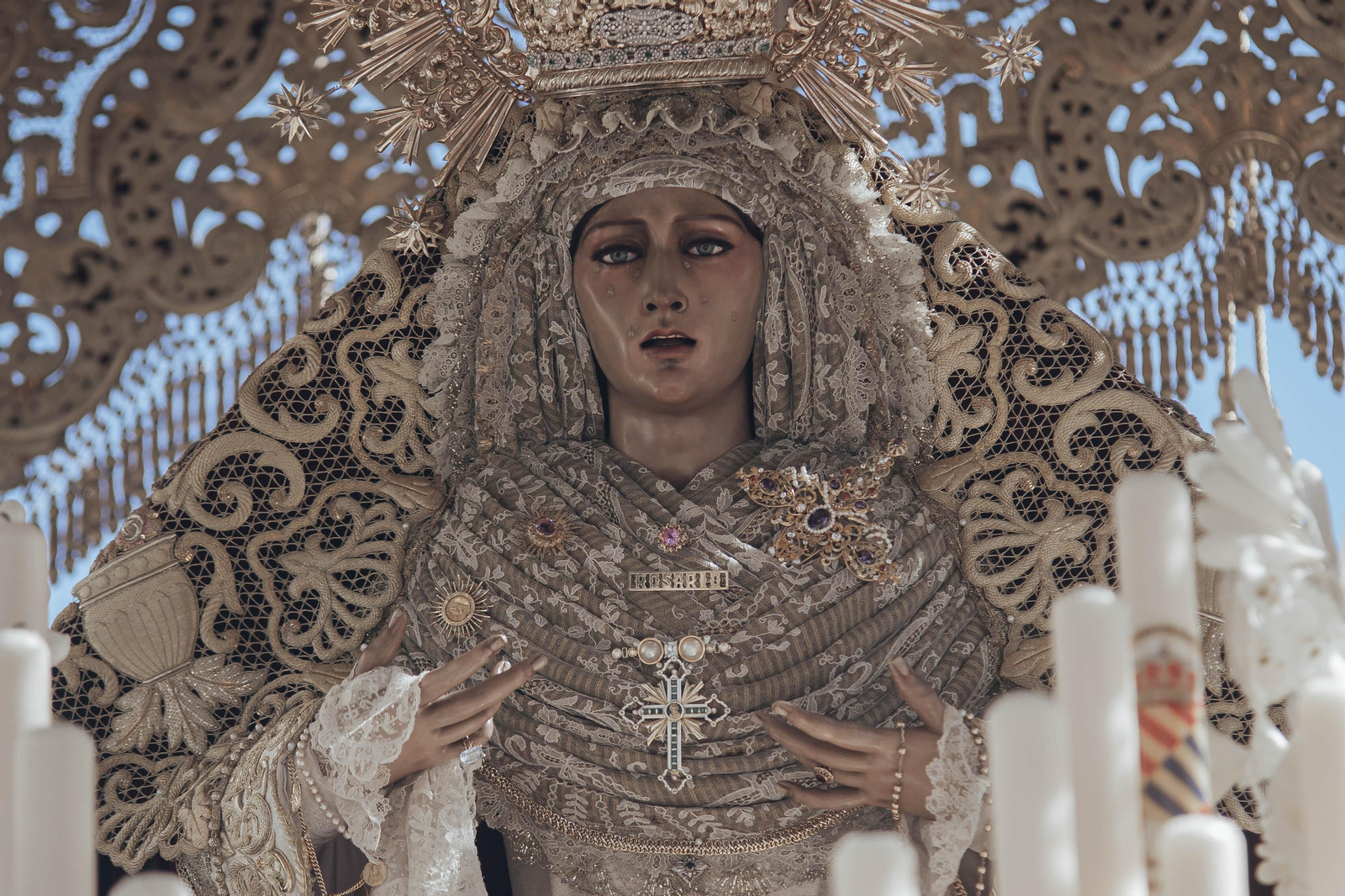 Detalle de la Virgen del Rosario