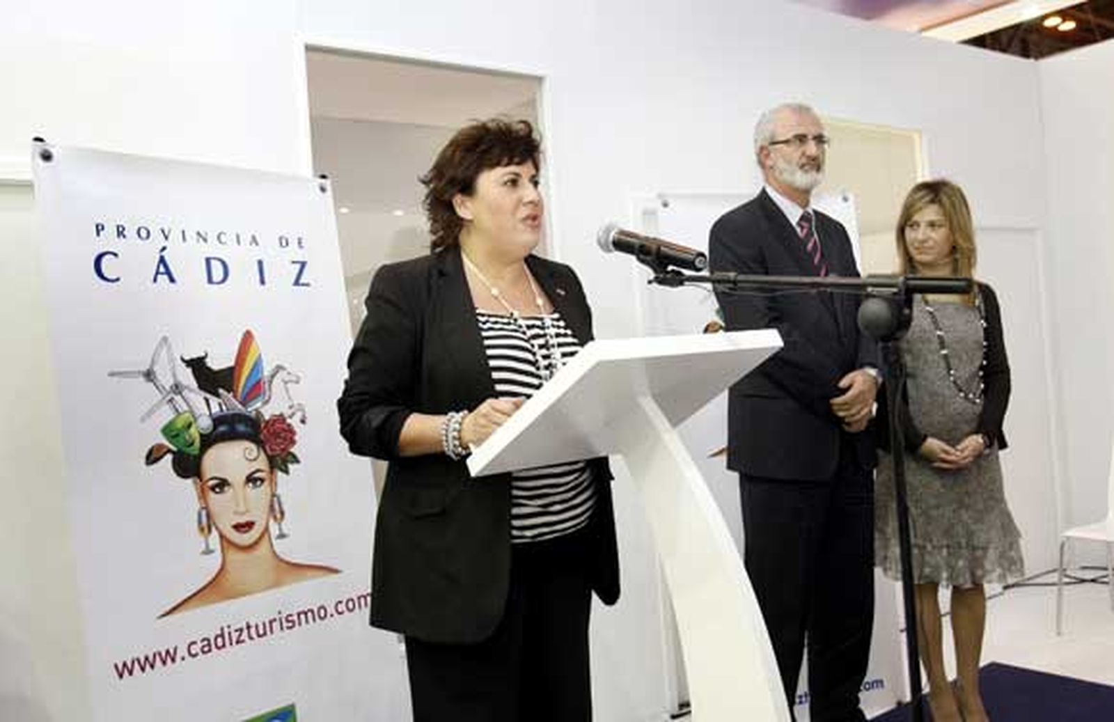 Irene Canca, diputada de Turismo, durante su discurso

Foto: Fito Carreto