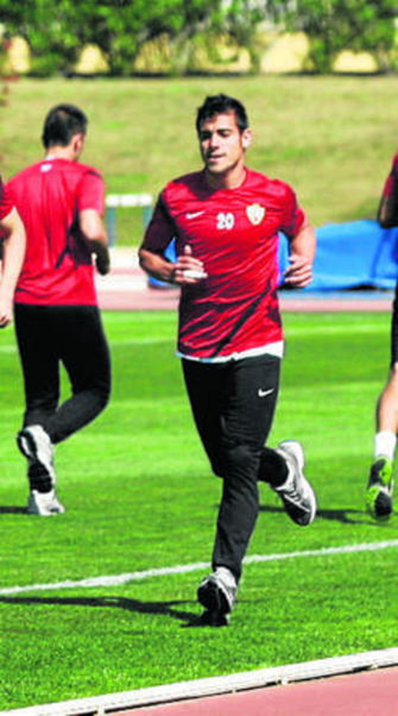 Rafita hace carrera continua.