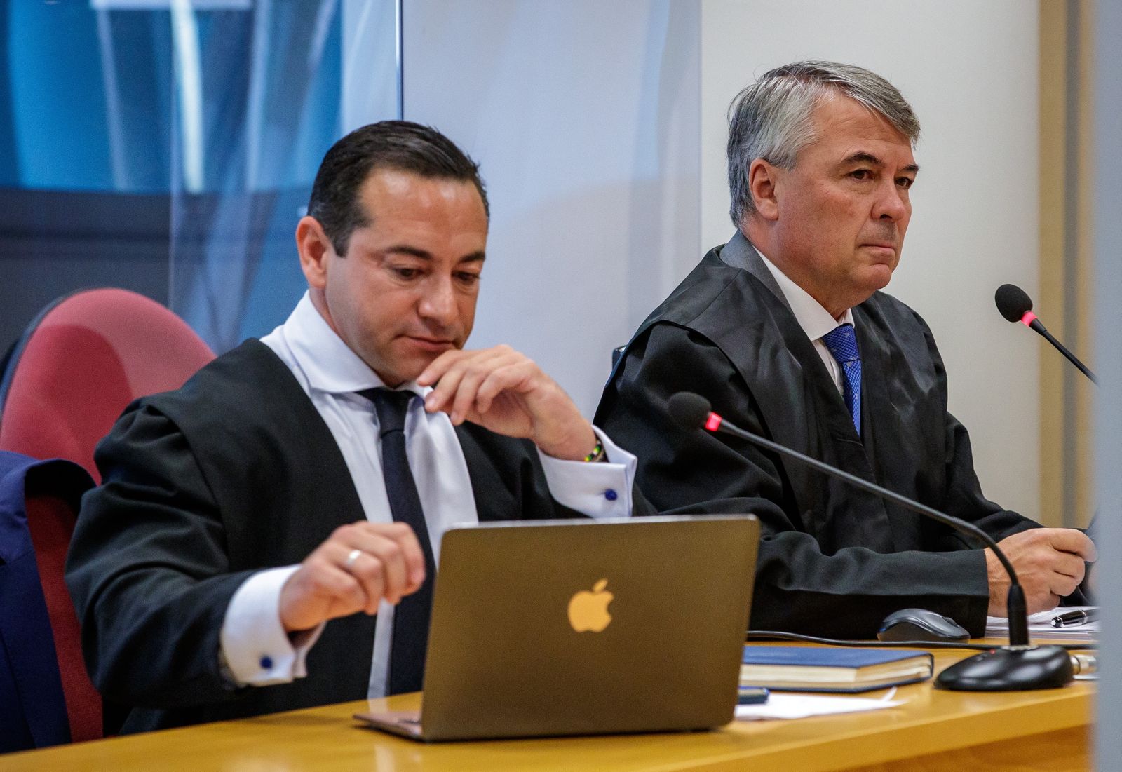 Los abogados de la defensa Rafael Ramírez-García del Junco y Agustín Martínez.