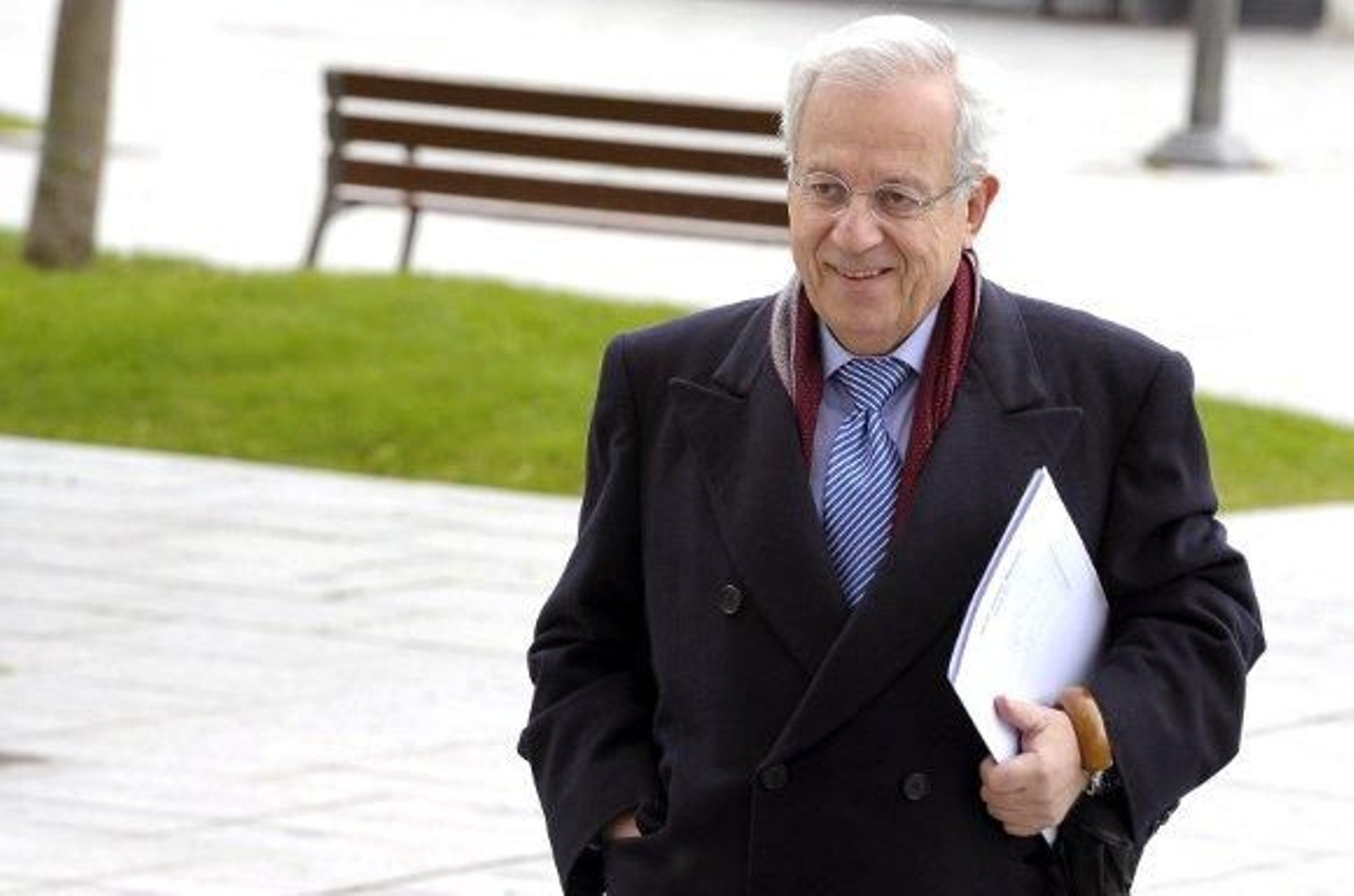 Del Burgo asegura que pactó con Aznar el pago en sobres a un afiliado del PP