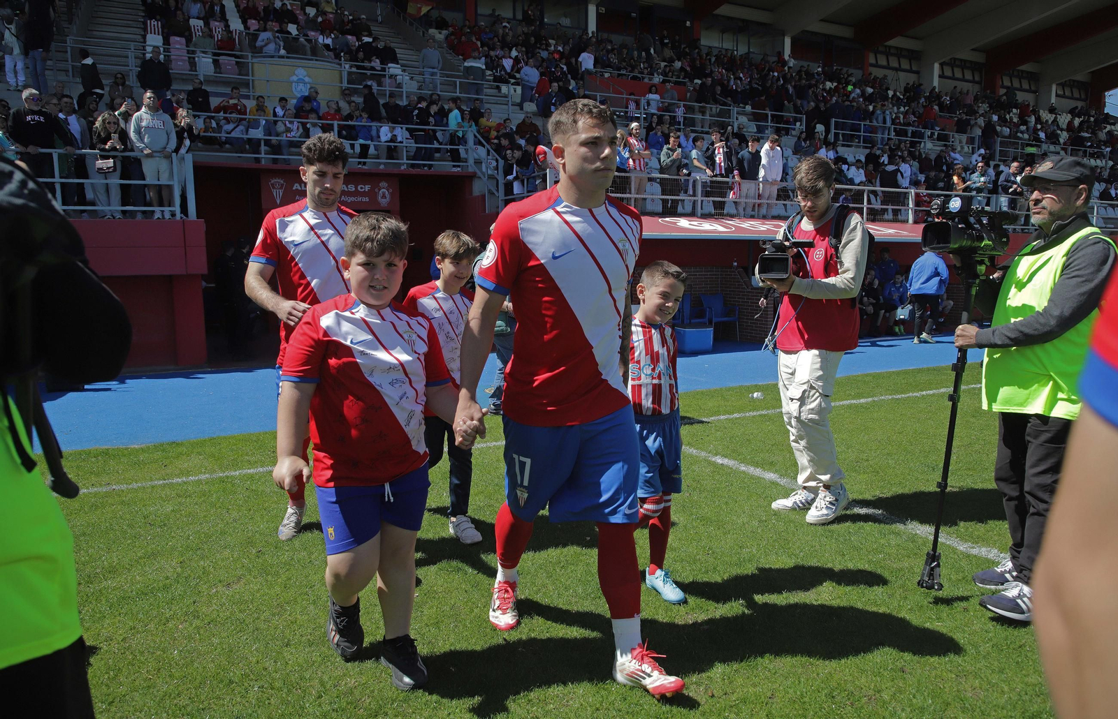 Las mejores fotos del Algeciras CF - Atlético de Madrid B de Primera Federación