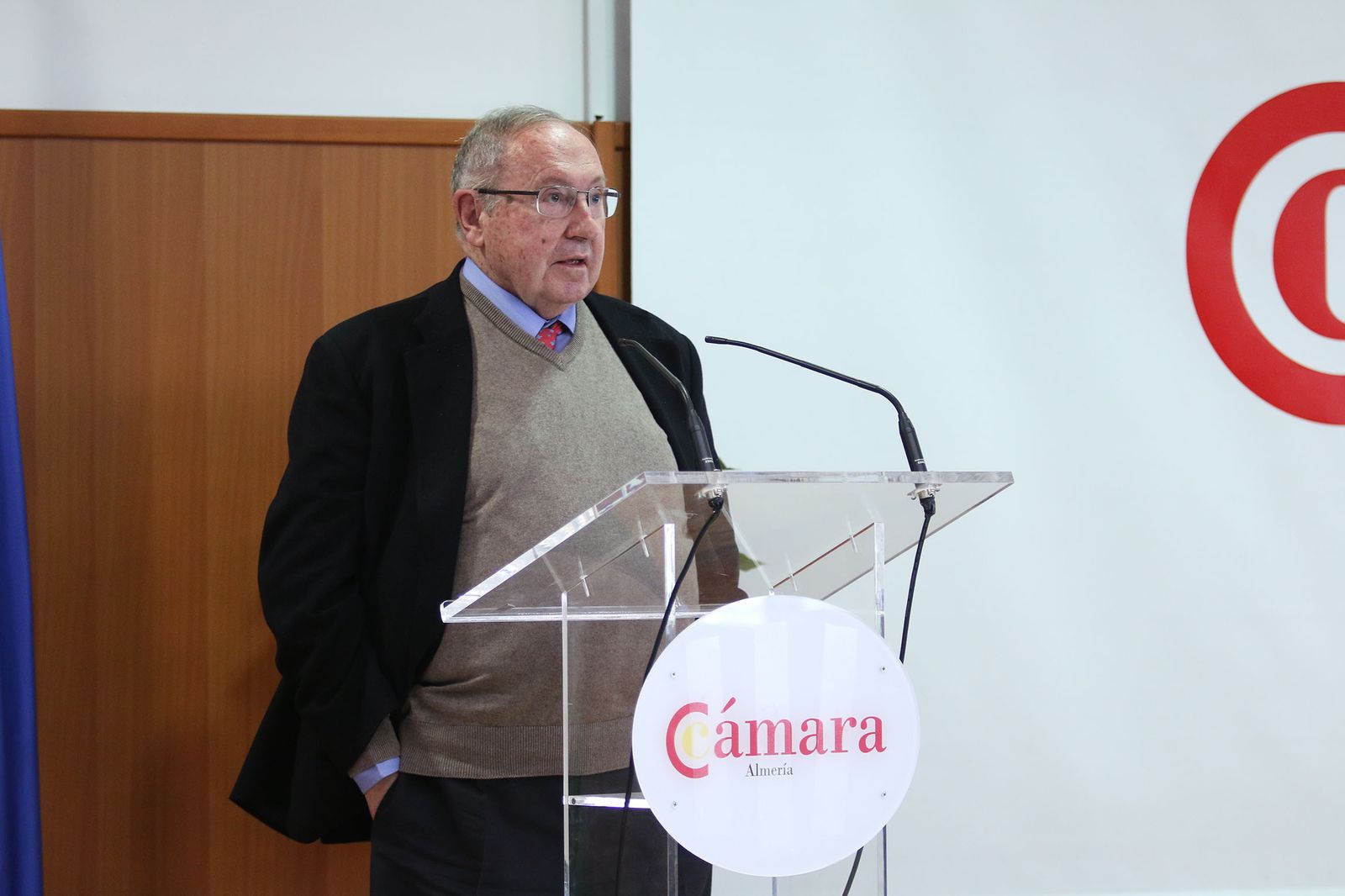 Fotogalería de la Medalla de Oro al Mérito Cameral a D. Diego Martínez Cano