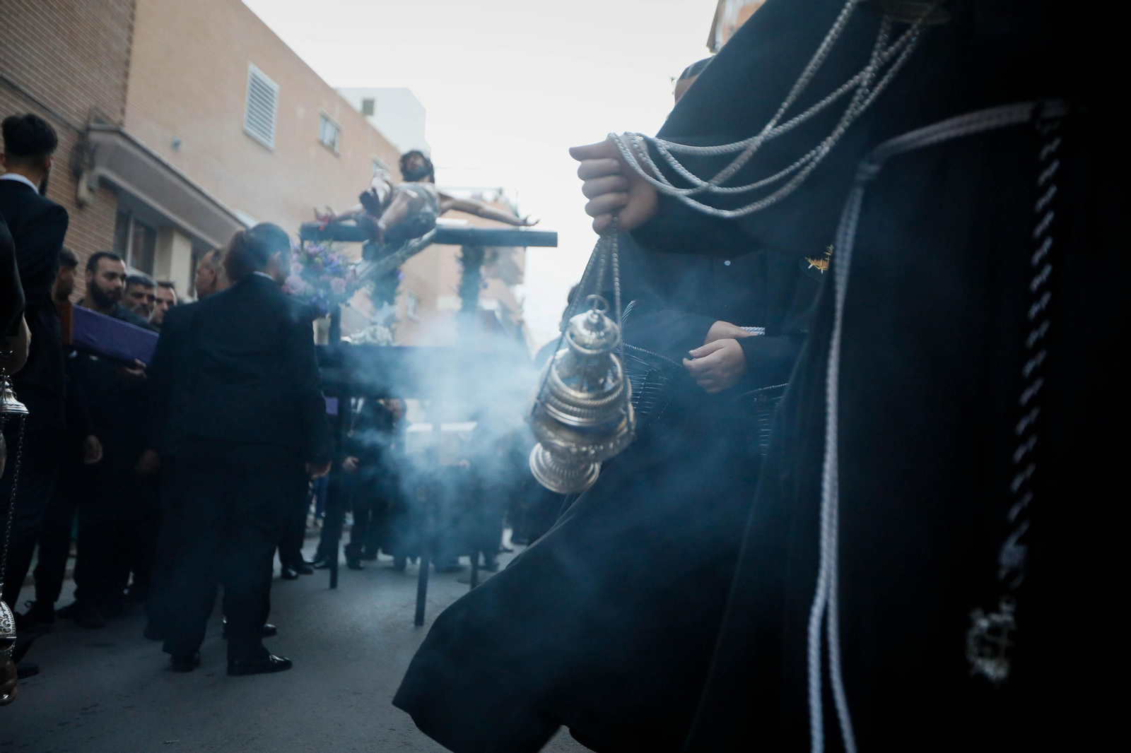 La procesión del Calvario, en imágenes