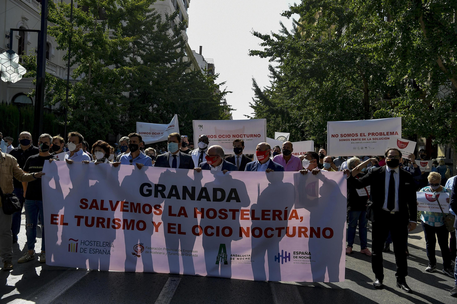 Fotos: El turismo se manifiesta en Granada