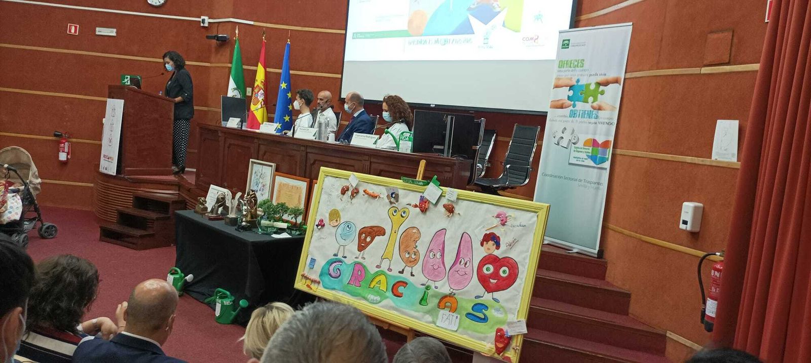 Un momento del acto homenaje a los donantes en el Hospital Virgen del Rocío.