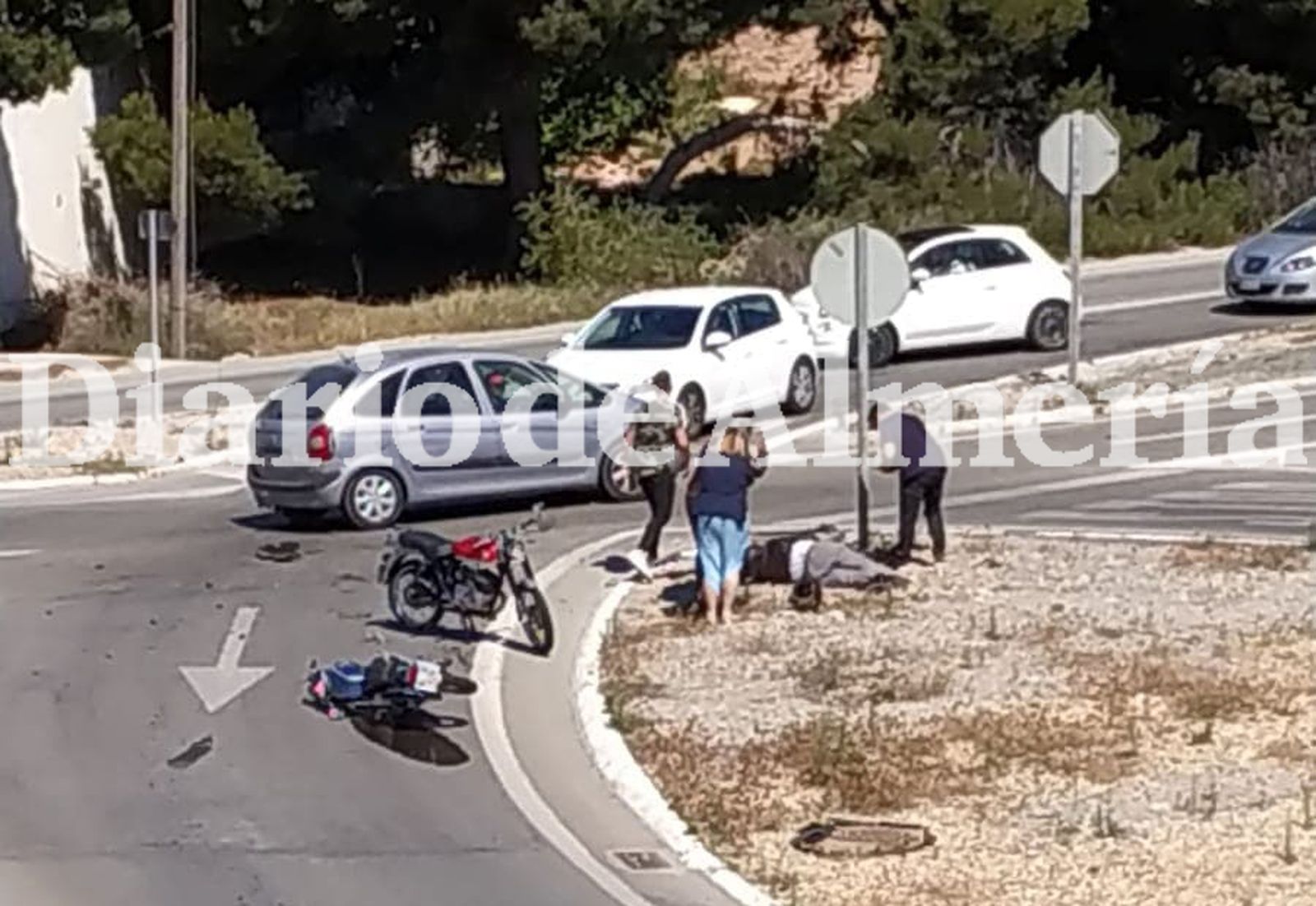 Accidente de tráfico moral en el cruce de La Simona (Garrucha)