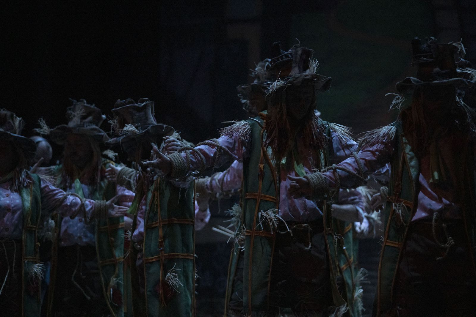 Imágenes de la actuación de la comparsa de Punta Umbría 'Los desataos' en el Carnaval Colombino