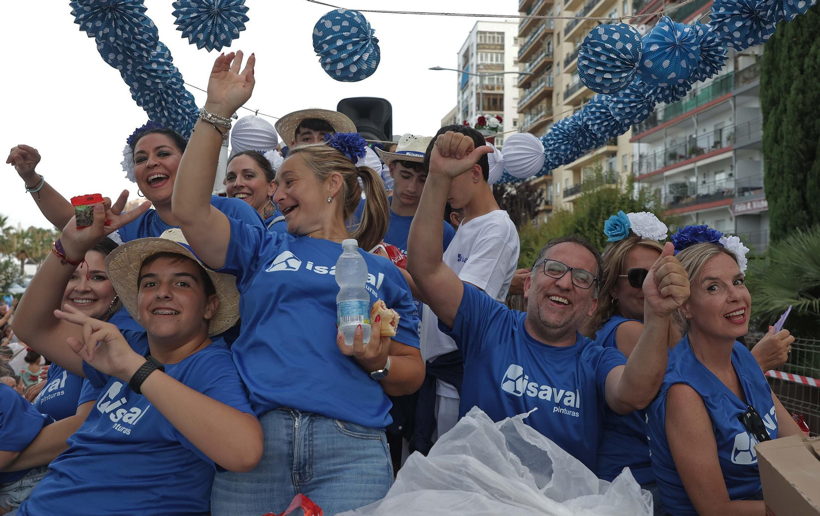 Búscate en las fotos de la cabalgata de la Feria Real de Algeciras 2025