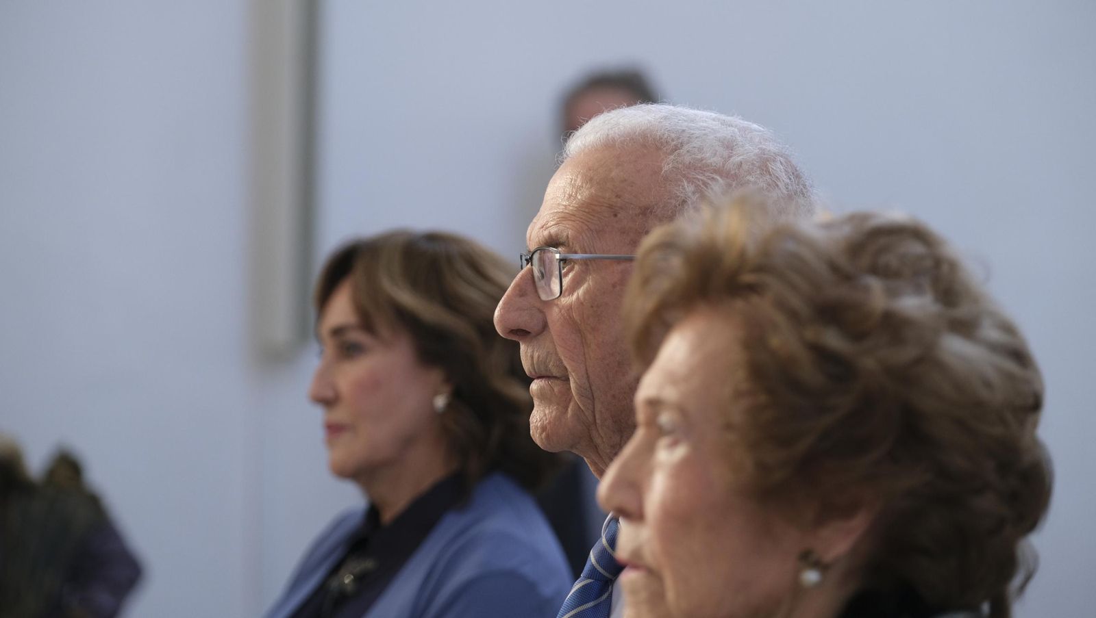 Brindis por 75 años de amor de Carmen y Roque, en imágenes