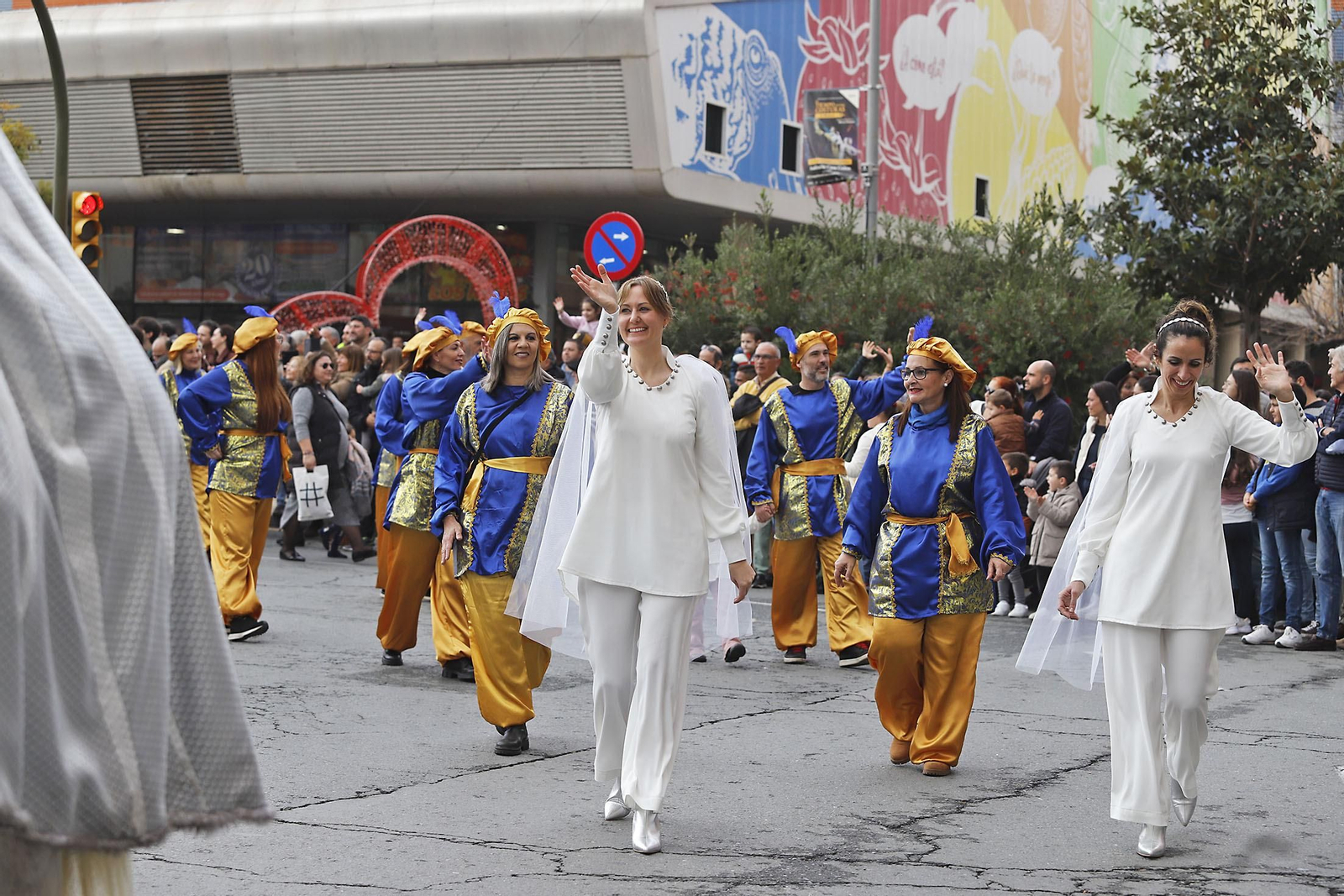 Imágenes de la mágica llegada de los Reyes Magos y la Estrella de la Ilusión a Huelva en barco