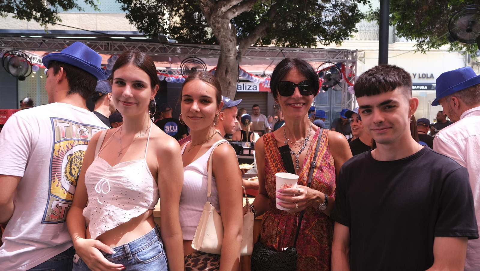 Las imágenes del lunes de la Feria del Mediodía en Almería