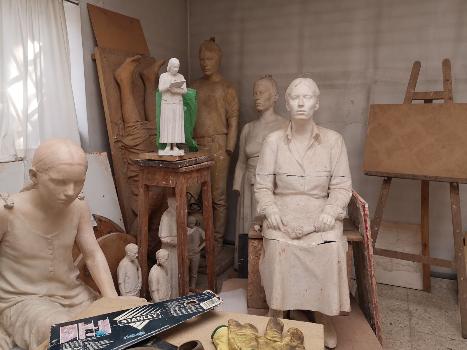 Imagen del taller del escultor Paco López.