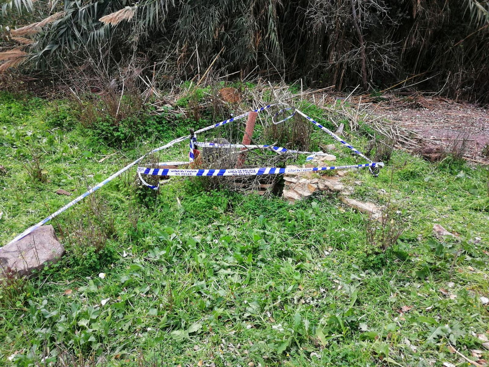 Uno de los pozos precintados en Vélez-Málaga