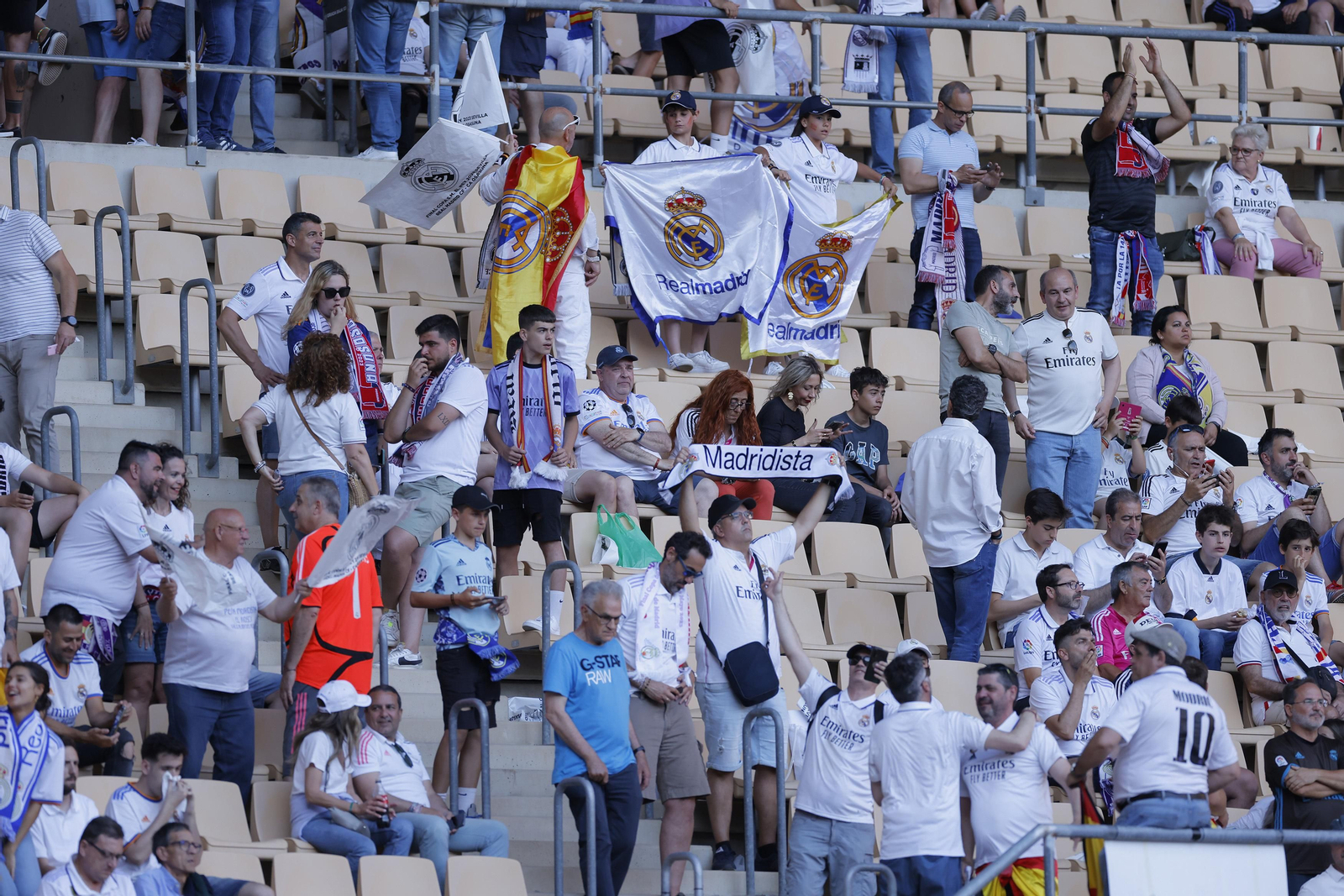 Búscate en las fotos de la final de la Copa del Rey entre el Madrid y el Osasuna