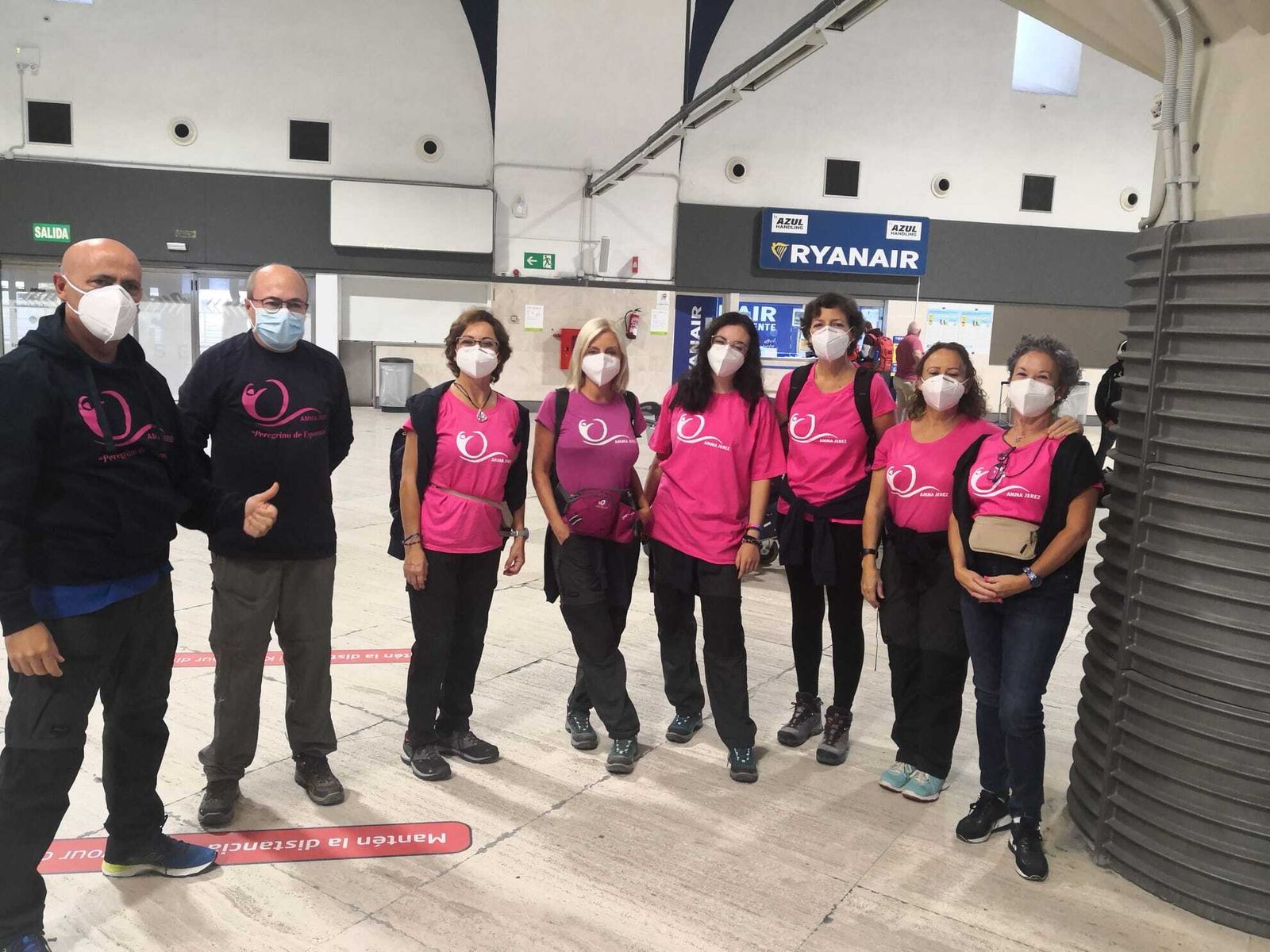 Parte del grupo de AMMA que ha iniciado este domingo el reto del Camino de Santiago.