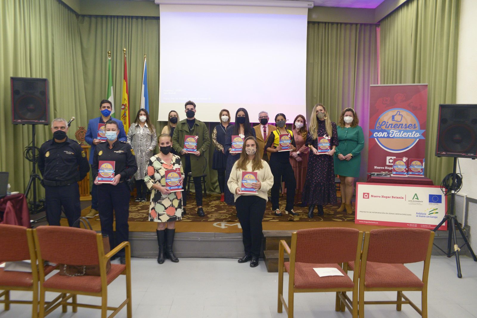 Los premiados en la tercera edición de Linenses con talento.