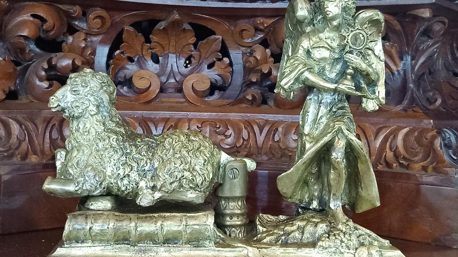 Cordero pascual en el llamador del paso misterio de la Cena.