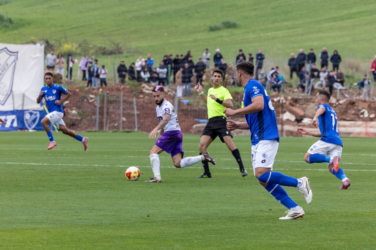 Las mejores imágenes del empate en el derbi entre Linares Deportivo y Real Jaén
