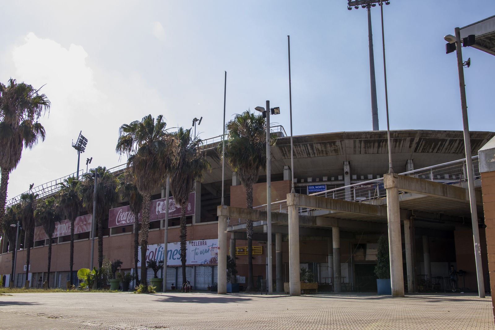 Largas colas en el Nuevo Colombino para las entradas del partido ante el Cacereño