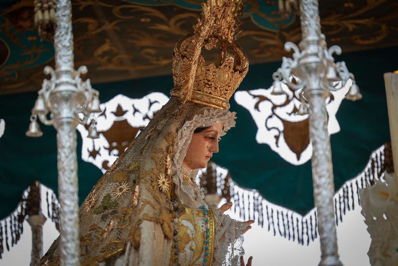 Imágenes de la salida del Prendimiento en la Semana Santa de Cádiz 2025